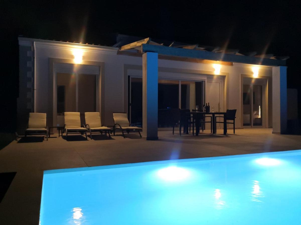 Sunset Sea View Villa 1 Agios Georgios  ภายนอก รูปภาพ
